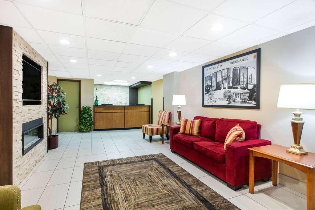 Super 8 By Wyndham Frederick Hotel Nội địa bức ảnh
